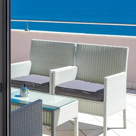 Penthouse With Terrace And Private Hot Tub - Ivan * Split