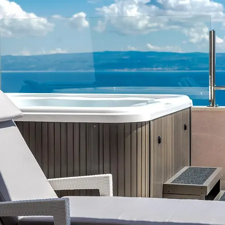 Apartamento Penthouse With Terrace And Private Hot Tub - Ivan Split