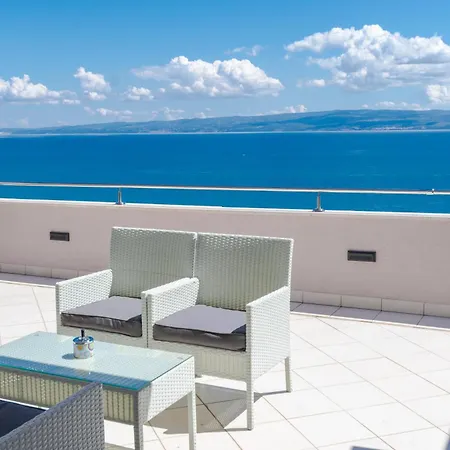 Penthouse With Terrace And Private Hot Tub - Ivan *